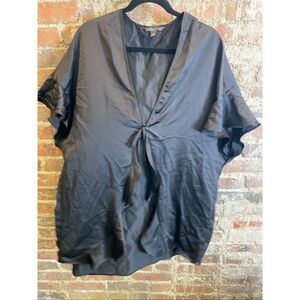 VICTORIA’S SECRET • LOVE • Black Satin Robe • One Size